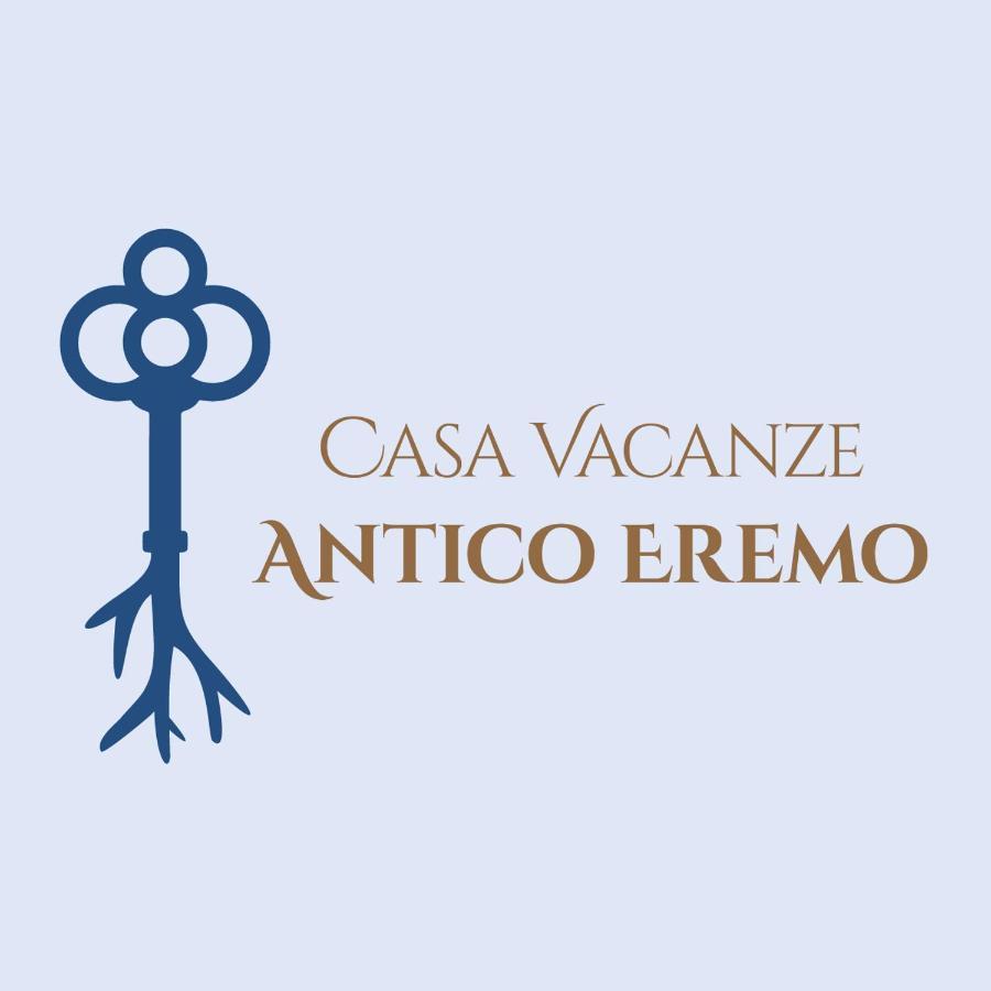 Casa Vacanze Antico Eremo, Tra Natura E Tradizione カンポデンノ エクステリア 写真